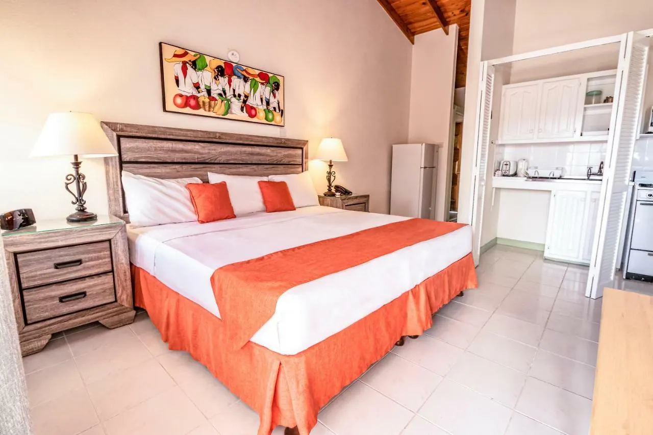 Worthing Court Apartment Hotel 3*,  Barbados