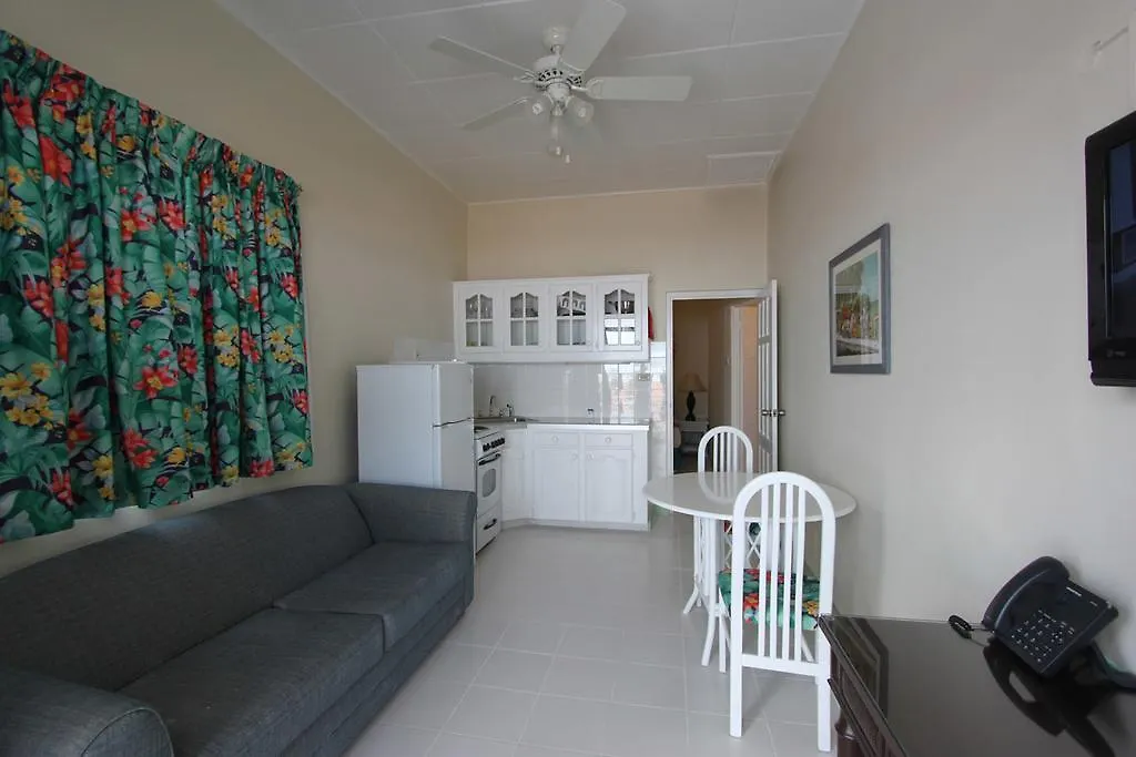Worthing Court Apartment Hotel 3*,